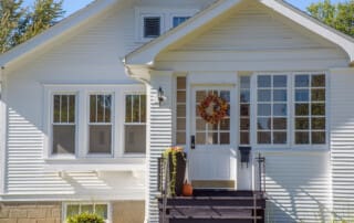 Simplify Your Life: Is It Time to Declutter and Sell?